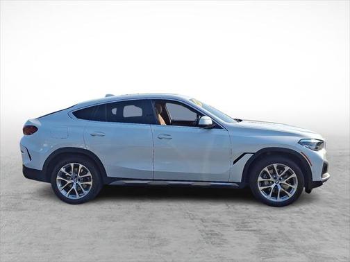 2023 BMW X6 xDrive40i