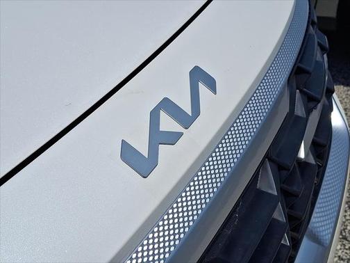 2025 Kia Seltos LX