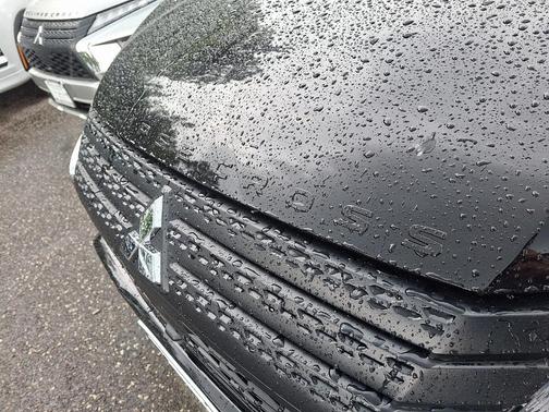 2025 Mitsubishi Eclipse Cross SE