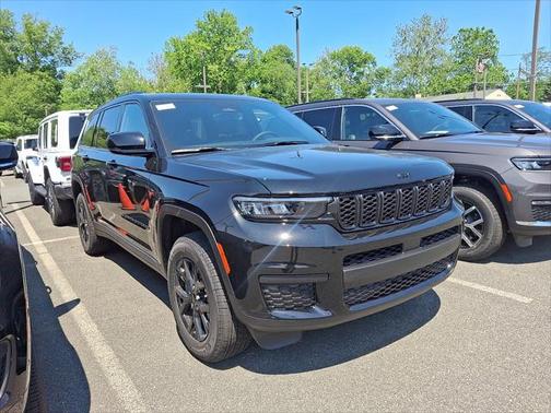 2025 Jeep Grand Cherokee L Laredo