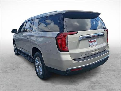 2022 GMC Yukon XL SLT