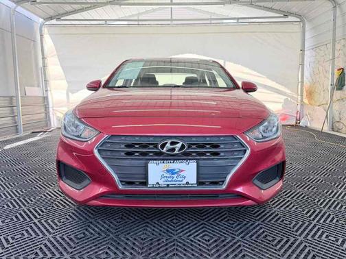 Pomegranate Red 2018 Hyundai Accent SE
