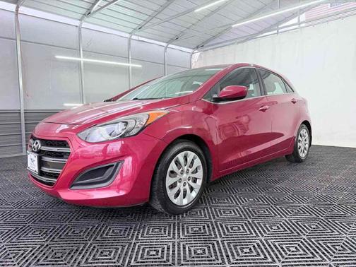 2016 Hyundai Elantra GT Base