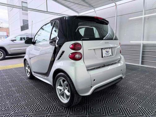 Silver Metallic 2015 smart ForTwo Passion