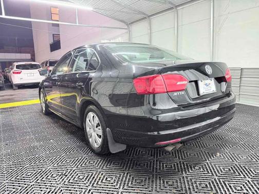 2012 Volkswagen Jetta Base