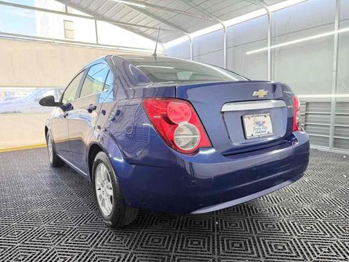 Blue Topaz Metallic 2013 Chevrolet Sonic LT