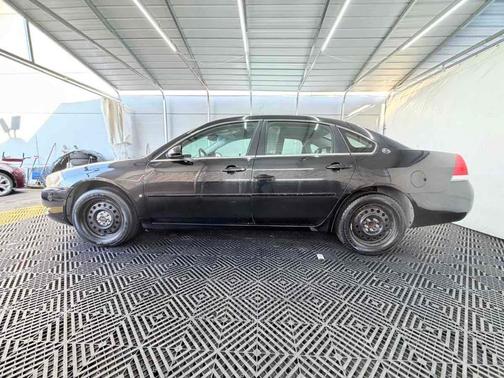 Black 2006 Chevrolet Impala Police