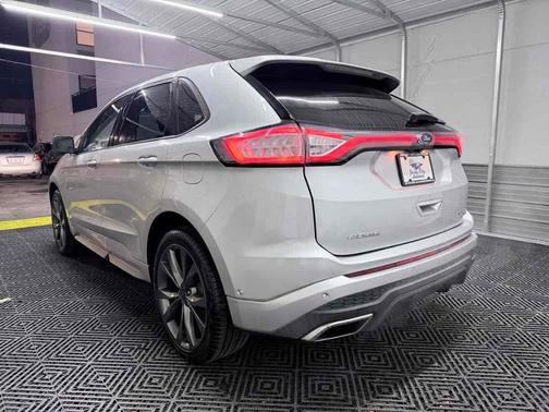 2016 Ford Edge Sport