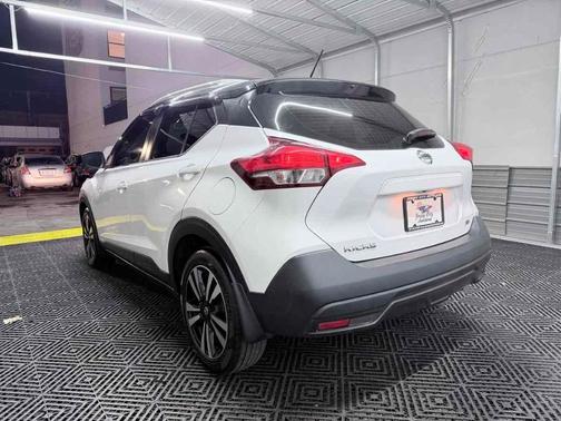 2019 Nissan Kicks SV