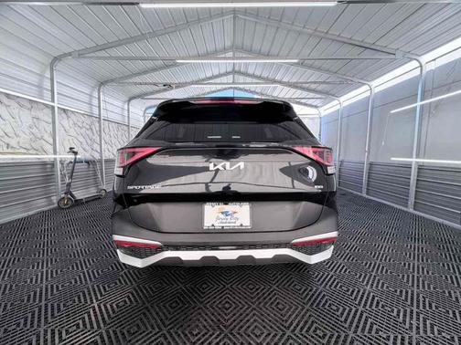 Fusion Orange 2023 Kia Sportage LX