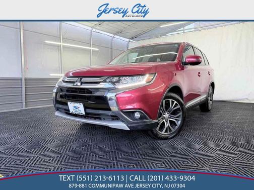 Rally Red Metallic 2018 Mitsubishi Outlander SE