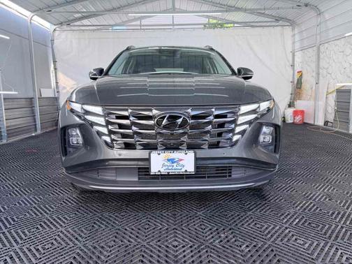Amazon Gray 2023 Hyundai TUCSON Limited