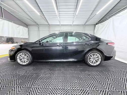 2019 Toyota Camry XLE