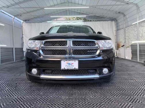 Brilliant Black Crystal Pearl 2012 Dodge Durango Crew