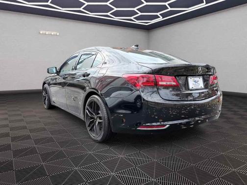 2017 Acura TLX w/Technology Package