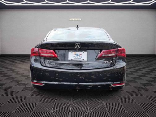 2017 Acura TLX w/Technology Package