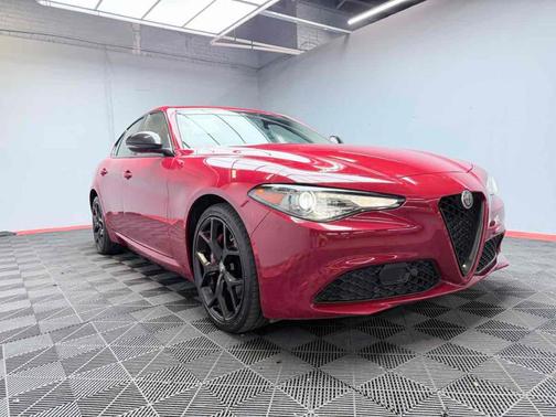 2020 Alfa Romeo Giulia Base
