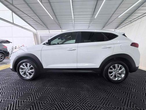 White Cream 2021 Hyundai TUCSON Value