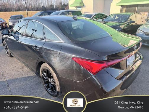 2020 Toyota Avalon Hybrid XLE