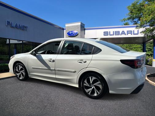 Crystal White Pearl 2024 Subaru Legacy Premium