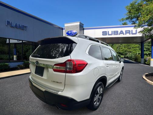 2022 Subaru Ascent Premium