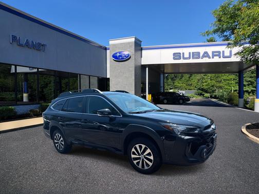 2025 Subaru Outback Premium