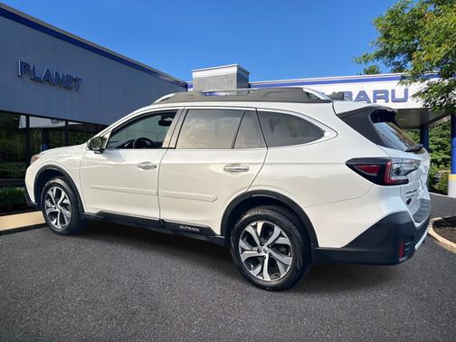 2022 Subaru Outback Touring