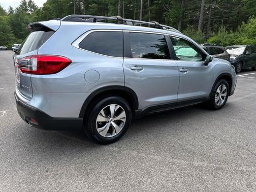 2024 Subaru Ascent Premium
