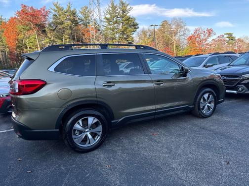2024 Subaru Ascent Premium