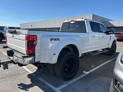 2022 Ford F-450 Lariat