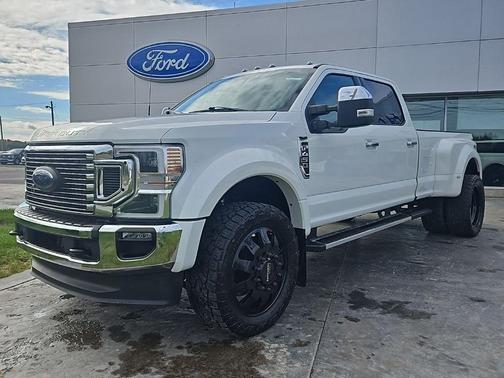 2022 Ford F-450 Lariat