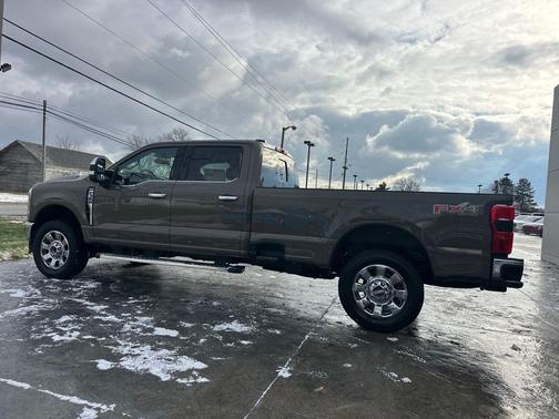 2026 Ford F-350 Lariat Super Duty