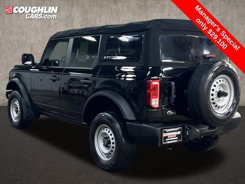 2022 Ford Bronco Base