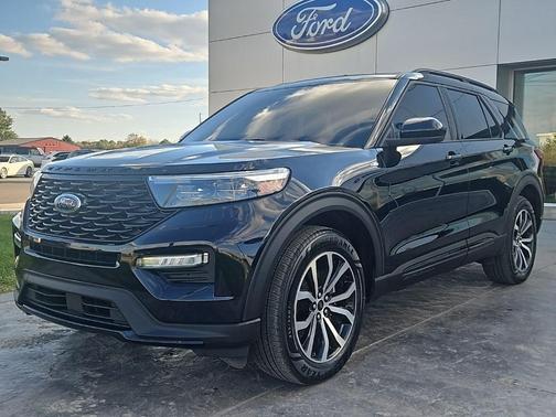 2022 Ford Explorer ST-Line