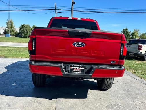 2025 Ford F-150 Lightning Flash