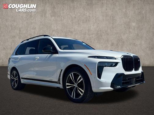 Mineral White Metallic 2024 BMW X7 M60i