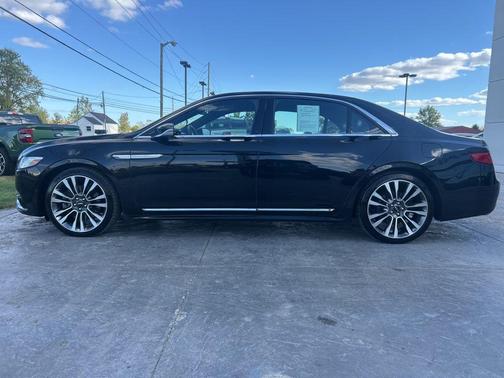 2017 Lincoln Continental Reserve