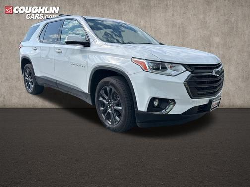 Summit White 2019 Chevrolet Traverse RS
