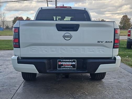 2022 Nissan Frontier SV