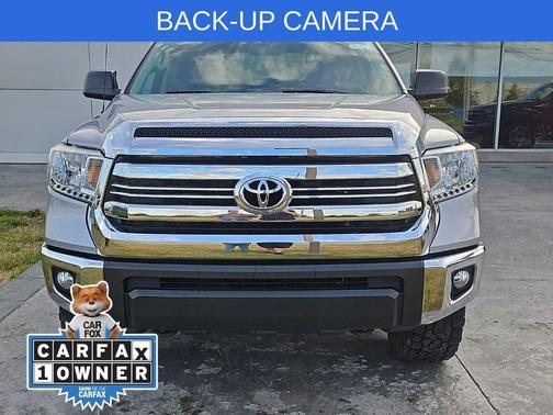 2017 Toyota Tundra SR5