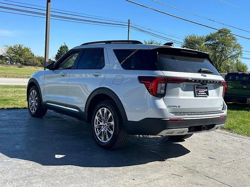 2025 Ford Explorer Active