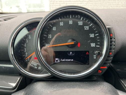 2017 MINI Clubman Cooper