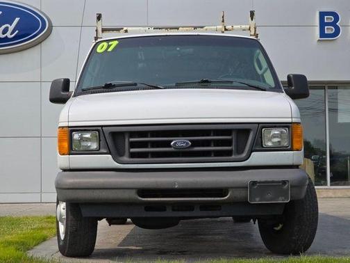 2007 Ford E250 Cargo
