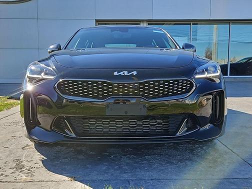 2023 Kia Stinger GT2