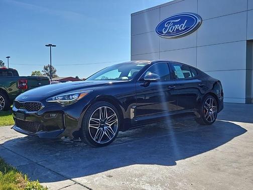 2023 Kia Stinger GT2