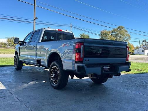 2026 Ford F-350 Platinum