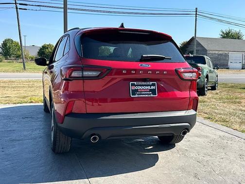 2025 Ford Escape ST-Line