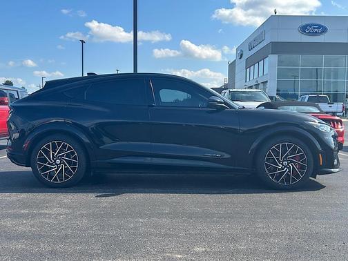 2022 Ford Mustang Mach-E GT