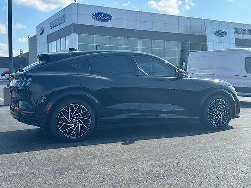 2022 Ford Mustang Mach-E GT