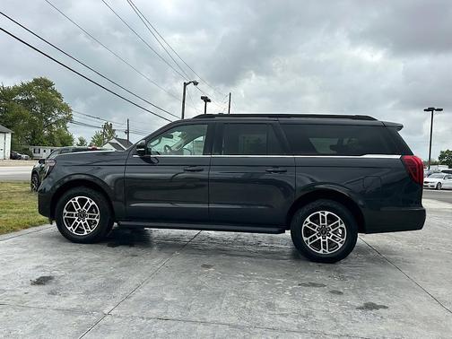 2025 Ford Expedition Max Active